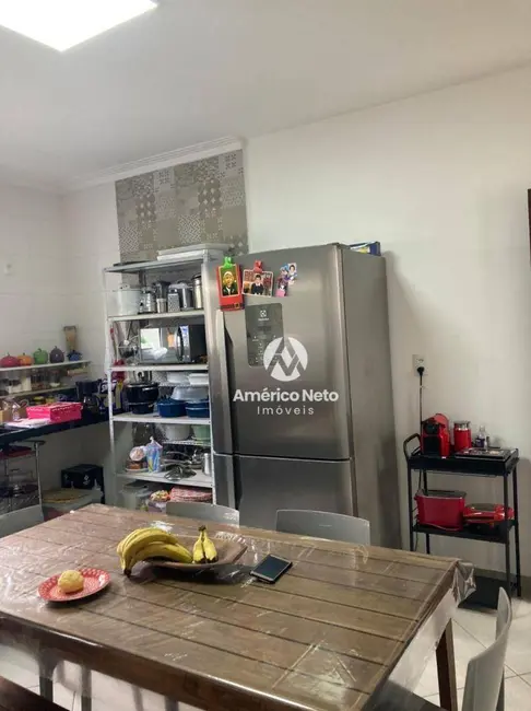 Sobrado com 4 quartos à venda e para alugar, 257m2 em Residencial Ouroville, Taubate - SP - imagem 6 Foto 6 de Sobrado com 4 quartos à venda e para alugar, 257m2 em Residencial Ouroville, Taubate - SP