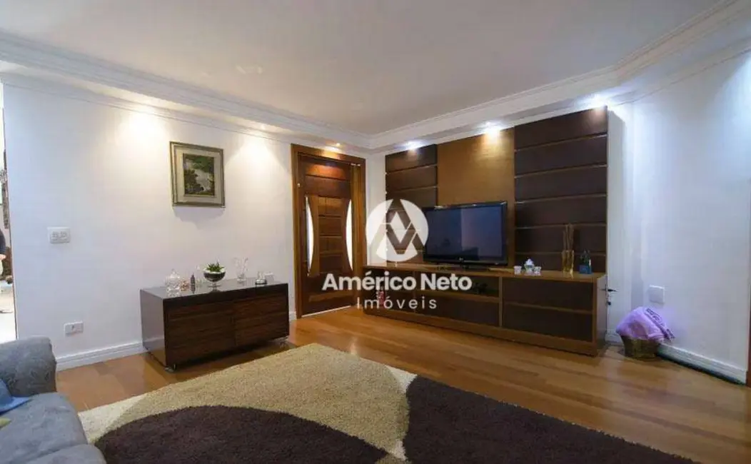 Foto 3 de Sobrado com 4 quartos à venda, 250m2 em Parque São Vicente, Maua - SP