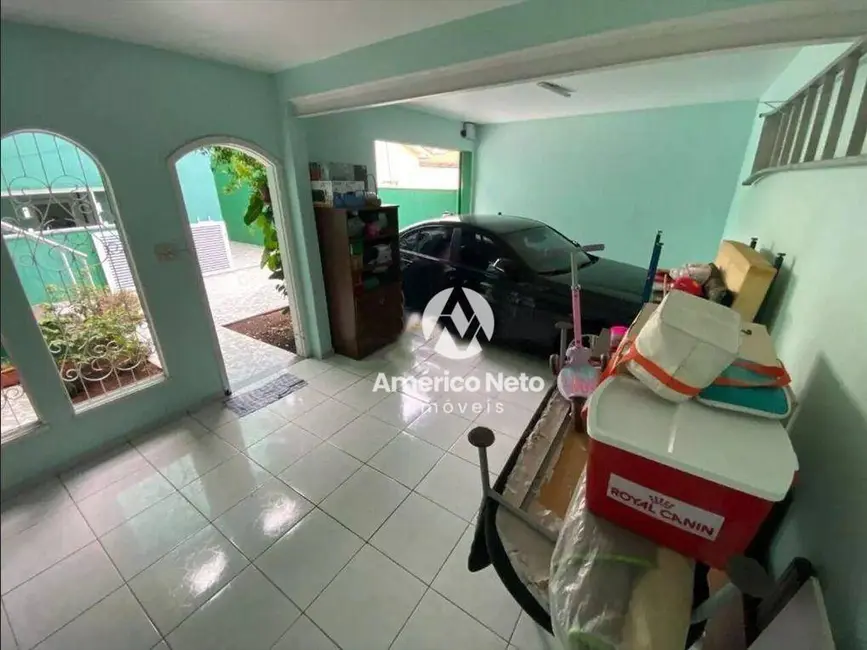 Foto 8 de Sobrado com 3 quartos à venda, 244m2 em Santa Maria, Sao Caetano Do Sul - SP