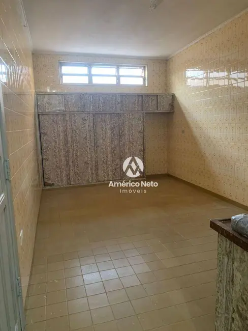 Foto 2 de Casa com 2 quartos para alugar, 400m2 em Osvaldo Cruz, Sao Caetano Do Sul - SP