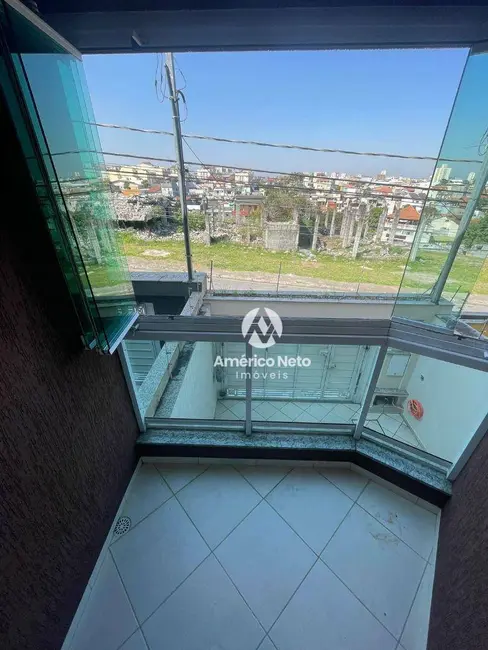 Foto 2 de Sobrado com 3 quartos à venda, 150m2 em Vila Camilópolis, Santo Andre - SP