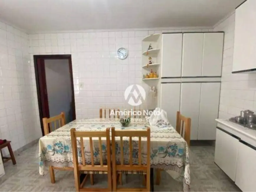 Sobrado com 3 quartos à venda, 110m2 em Santo Antônio, Sao Caetano Do Sul - SP - imagem 3 Foto 3 de Sobrado com 3 quartos à venda, 110m2 em Santo Antônio, Sao Caetano Do Sul - SP