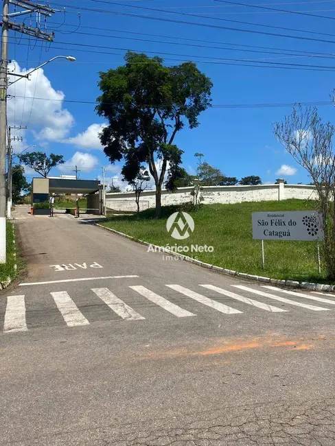 Foto 1 de Terreno / Lote à venda, 1968m2 em Chácara São Félix, Taubate - SP