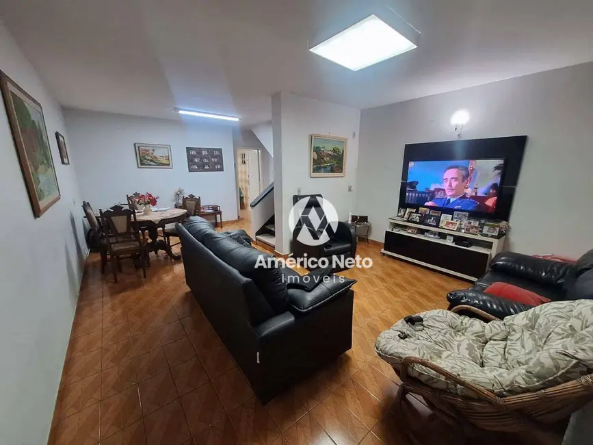 Foto 2 de Casa com 3 quartos à venda e para alugar, 300m2 em Saúde, São Paulo - SP