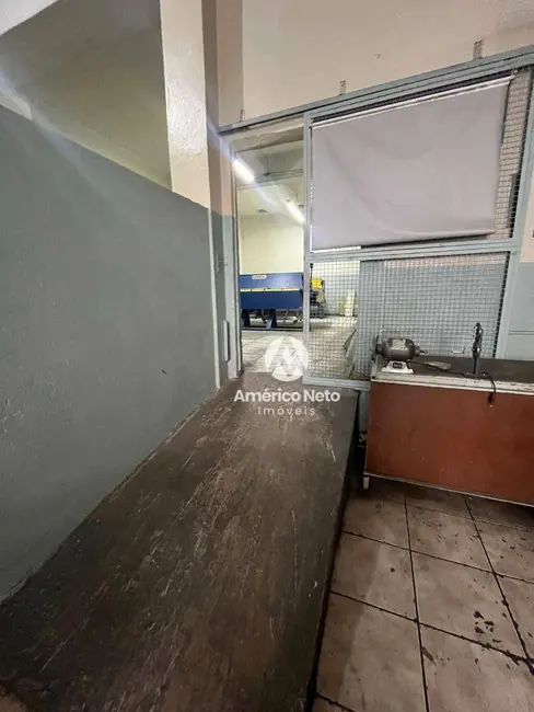 Armazém / Galpão para alugar, 250m2 em Cerâmica, Sao Caetano Do Sul - SP - imagem 4 Foto 4 de Armazém / Galpão para alugar, 250m2 em Cerâmica, Sao Caetano Do Sul - SP