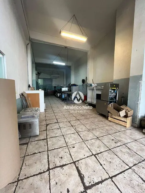 Armazém / Galpão para alugar, 250m2 em Cerâmica, Sao Caetano Do Sul - SP - imagem 8 Foto 8 de Armazém / Galpão para alugar, 250m2 em Cerâmica, Sao Caetano Do Sul - SP