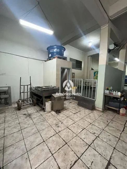 Armazém / Galpão para alugar, 250m2 em Cerâmica, Sao Caetano Do Sul - SP - imagem 6 Foto 6 de Armazém / Galpão para alugar, 250m2 em Cerâmica, Sao Caetano Do Sul - SP