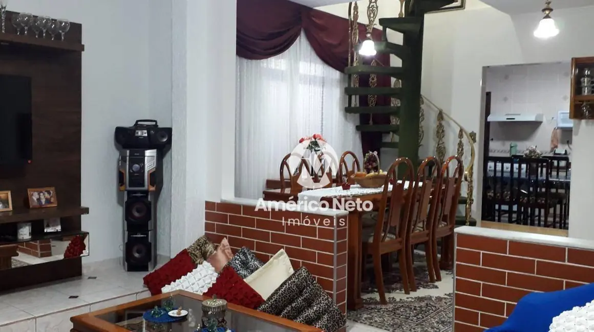 Sobrado com 3 quartos à venda, 203m2 em Jardim Cambuí, Santo Andre - SP - imagem 5 Foto 5 de Sobrado com 3 quartos à venda, 203m2 em Jardim Cambuí, Santo Andre - SP