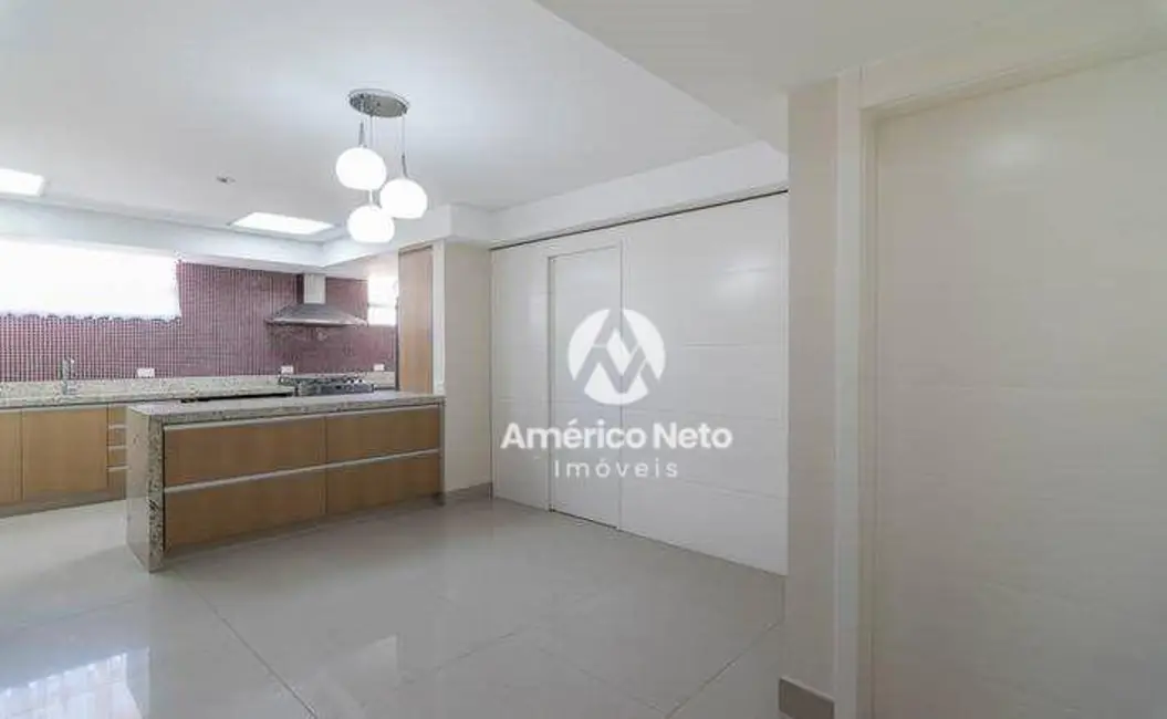 Foto 2 de Apartamento com 4 quartos para alugar, 200m2 em Santo Antônio, Sao Caetano Do Sul - SP