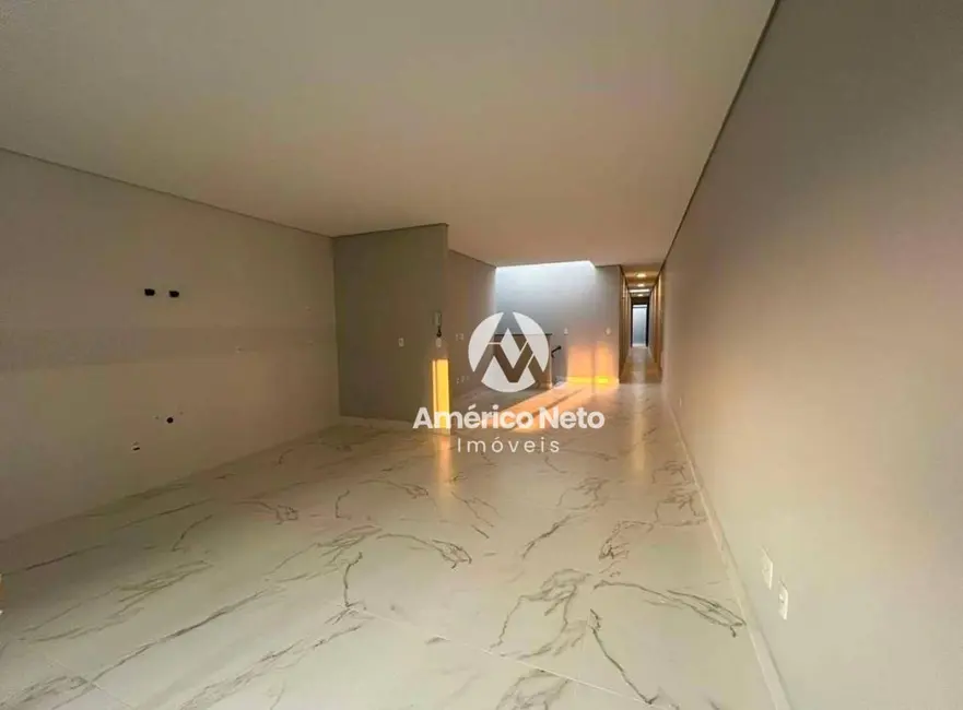 Foto 6 de Sobrado com 3 quartos à venda, 180m2 em Santo Antônio, Sao Caetano Do Sul - SP