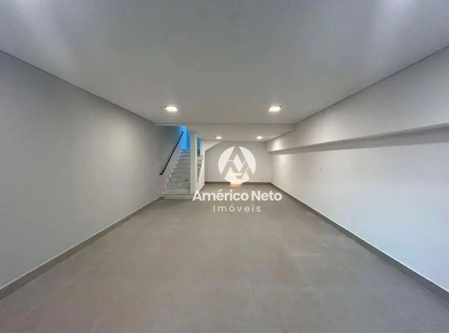 Foto 2 de Sobrado com 3 quartos à venda, 180m2 em Santo Antônio, Sao Caetano Do Sul - SP