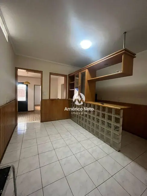 Sobrado com 4 quartos para alugar, 300m2 em São João Clímaco, São Paulo - SP - imagem 1 Foto 1 de Sobrado com 4 quartos para alugar, 300m2 em São João Clímaco, São Paulo - SP
