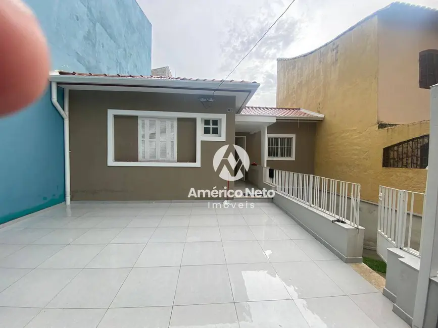 Foto 1 de Casa com 2 quartos para alugar, 120m2 em Osvaldo Cruz, Sao Caetano Do Sul - SP