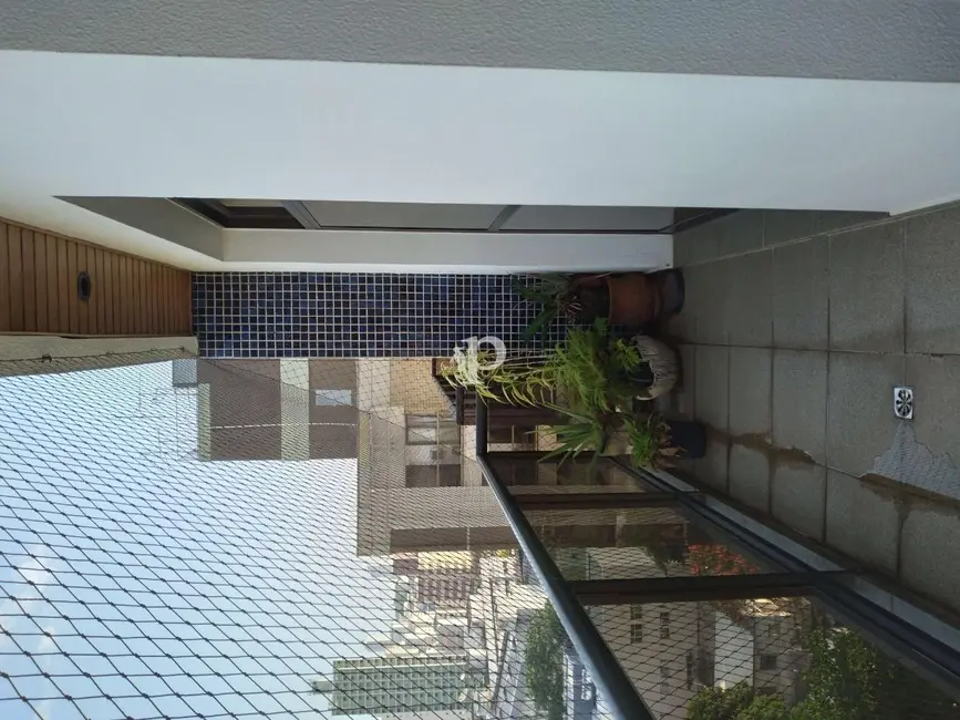 Apartamento com 3 quartos à venda, 160m2 em Vila Itapura, Campinas - SP - imagem 8 Foto 8 de Apartamento com 3 quartos à venda, 160m2 em Vila Itapura, Campinas - SP