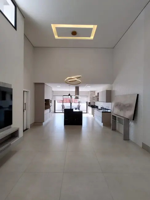 Foto 3 de Casa de Condomínio com 3 quartos à venda, 195m2 em Roncáglia, Valinhos - SP