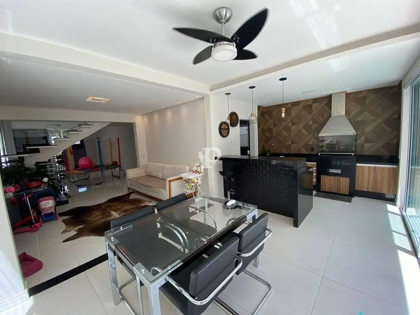 Foto 9 de Casa de Condomínio com 4 quartos à venda, 335m2 em Swiss Park, Campinas - SP