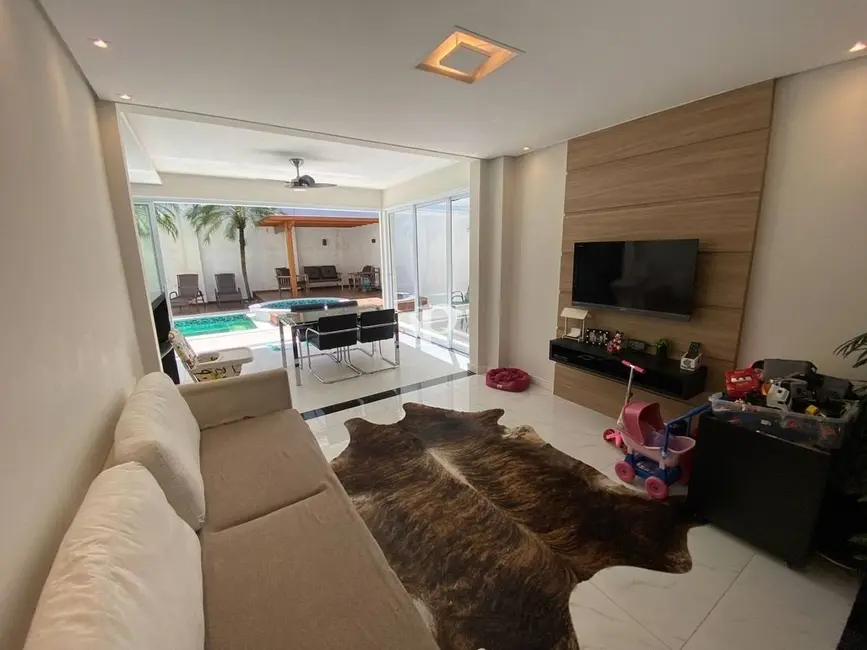 Foto 8 de Casa de Condomínio com 4 quartos à venda, 335m2 em Swiss Park, Campinas - SP