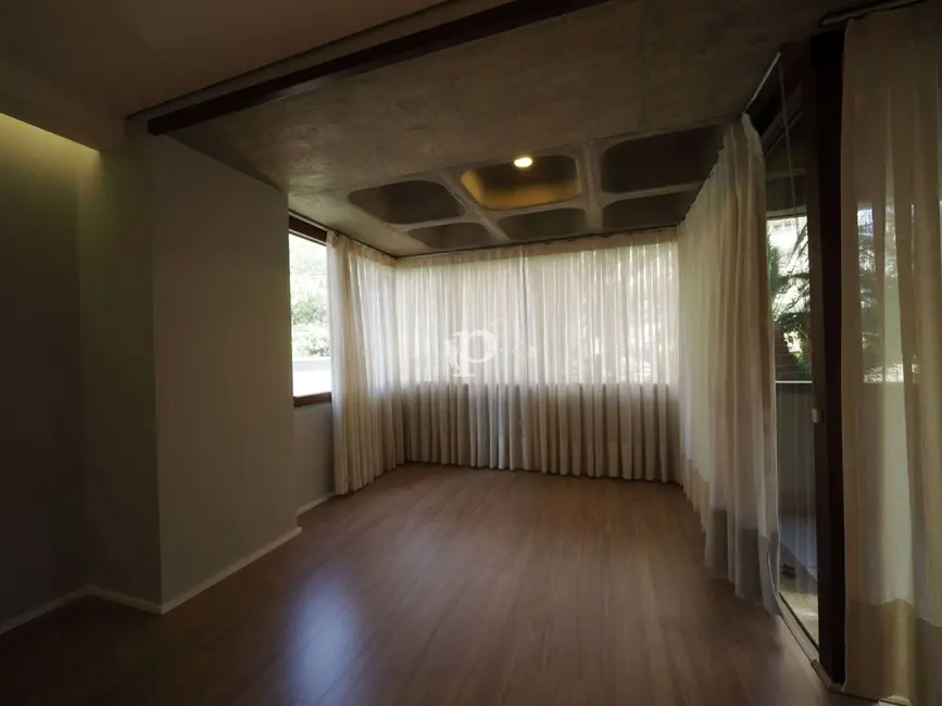 Foto 5 de Apartamento com 4 quartos à venda, 226m2 em Cambuí, Campinas - SP