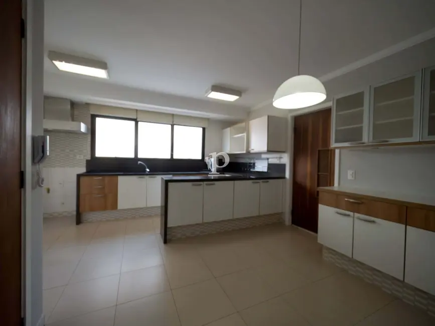 Foto 7 de Apartamento com 4 quartos à venda, 226m2 em Cambuí, Campinas - SP