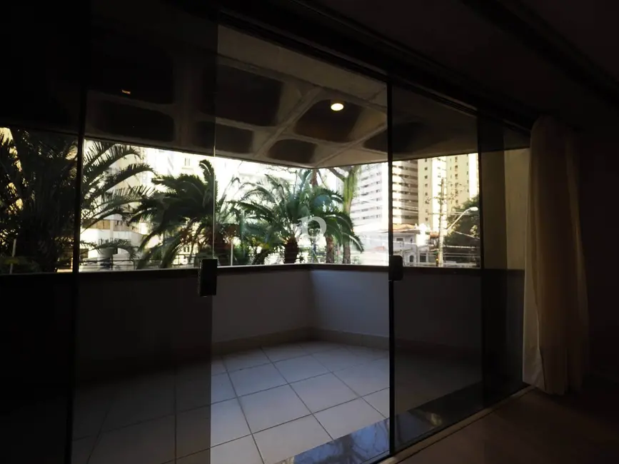 Foto 4 de Apartamento com 4 quartos à venda, 226m2 em Cambuí, Campinas - SP