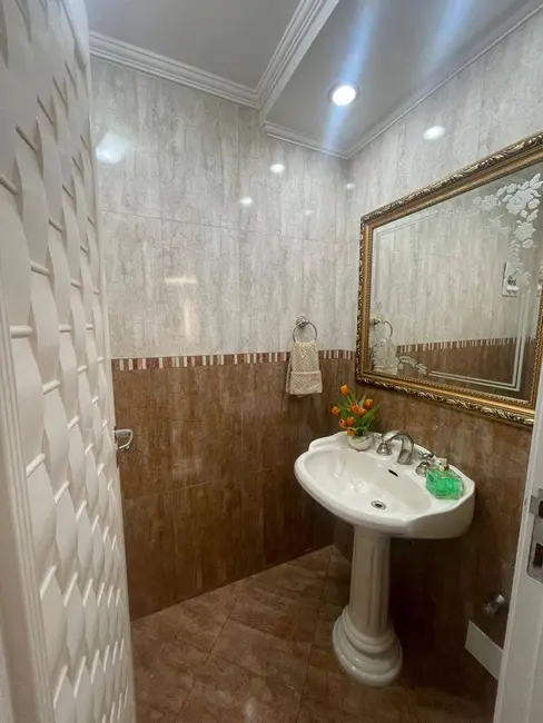 Sobrado com 3 quartos à venda, 150m2 em Vila Carrão, São Paulo - SP - imagem 9 Foto 9 de Sobrado com 3 quartos à venda, 150m2 em Vila Carrão, São Paulo - SP