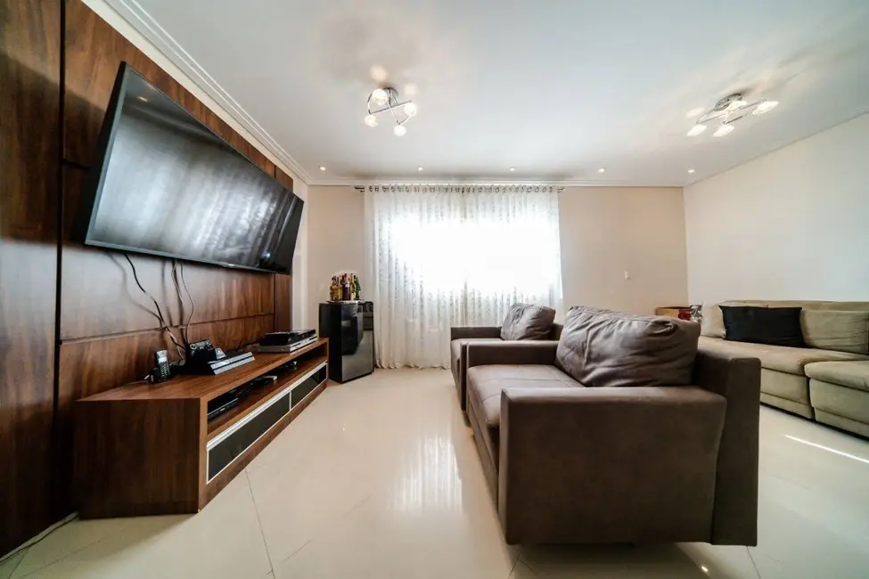 Sobrado com 3 quartos à venda, 150m2 em Vila Carrão, São Paulo - SP - imagem 4 Foto 4 de Sobrado com 3 quartos à venda, 150m2 em Vila Carrão, São Paulo - SP