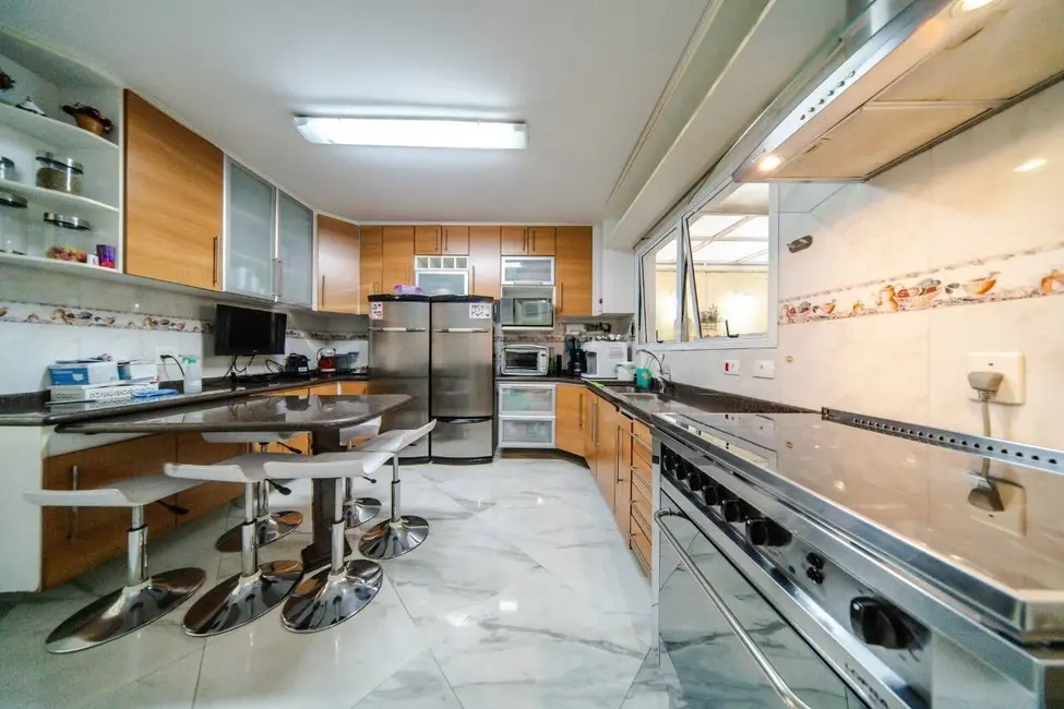 Sobrado com 3 quartos à venda, 150m2 em Vila Carrão, São Paulo - SP - imagem 8 Foto 8 de Sobrado com 3 quartos à venda, 150m2 em Vila Carrão, São Paulo - SP