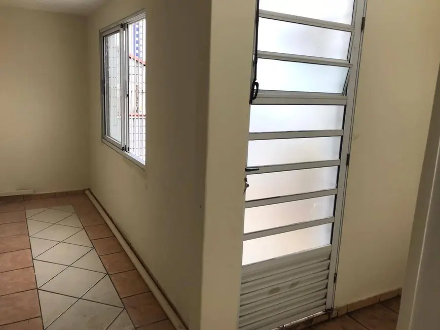 Sobrado com 3 quartos para alugar, 150m2 em Vila Gomes Cardim, São Paulo - SP - imagem 3 Foto 3 de Sobrado com 3 quartos para alugar, 150m2 em Vila Gomes Cardim, São Paulo - SP