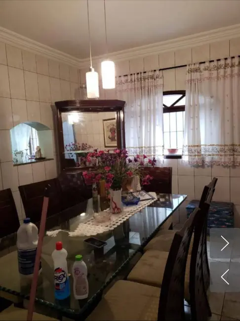 Foto 6 de Casa com 4 quartos à venda, 206m2 em Vila Antonieta, São Paulo - SP