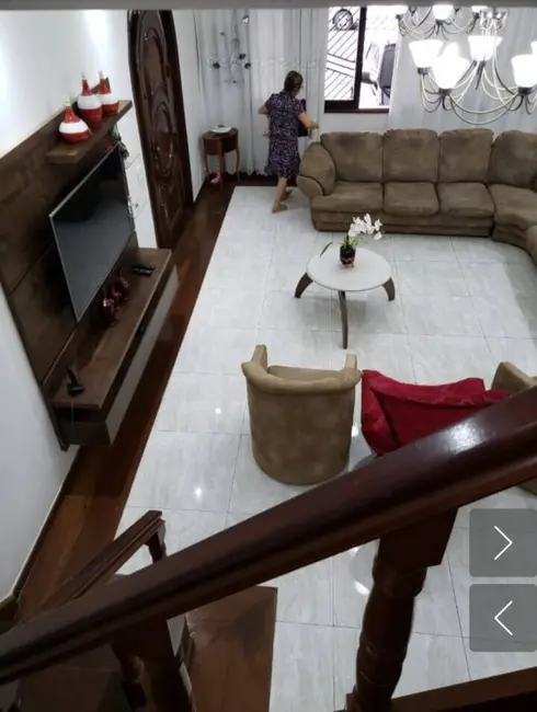 Foto 3 de Casa com 4 quartos à venda, 206m2 em Vila Antonieta, São Paulo - SP