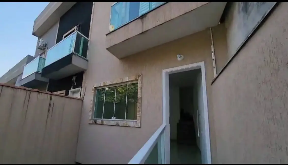 Foto 3 de Sobrado com 3 quartos para alugar, 180m2 em Chácara Seis de Outubro, São Paulo - SP