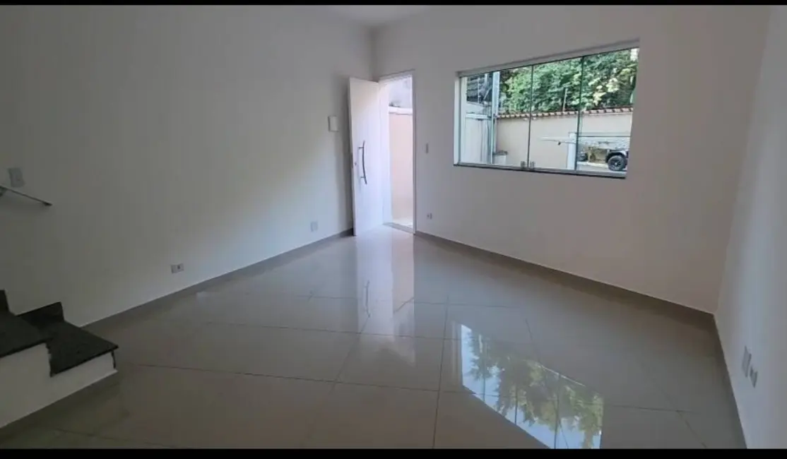 Foto 5 de Sobrado com 3 quartos para alugar, 180m2 em Chácara Seis de Outubro, São Paulo - SP