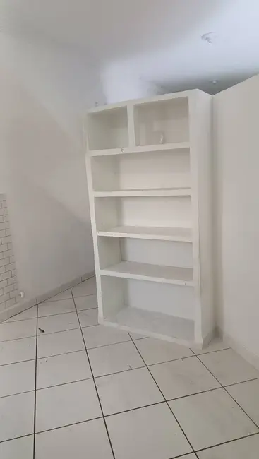 Sala Comercial para alugar, 30m2 em Jardim Iva, São Paulo - SP - imagem 4 Foto 4 de Sala Comercial para alugar, 30m2 em Jardim Iva, São Paulo - SP