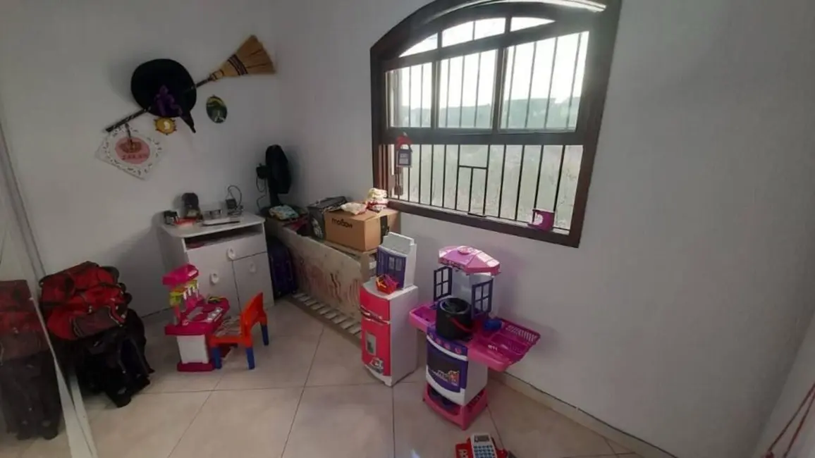 Foto 9 de Casa com 3 quartos à venda, 160m2 em Jardim Nice, São Paulo - SP