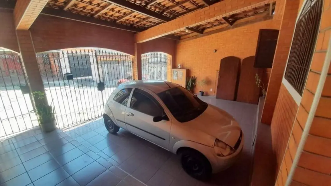 Foto 2 de Casa com 3 quartos à venda, 160m2 em Jardim Nice, São Paulo - SP