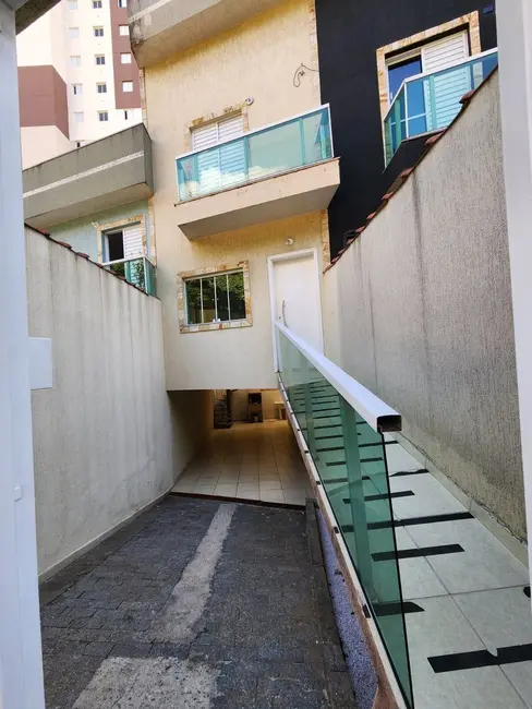 Foto 1 de Casa com 2 quartos para alugar, 180m2 em Chácara Seis de Outubro, São Paulo - SP