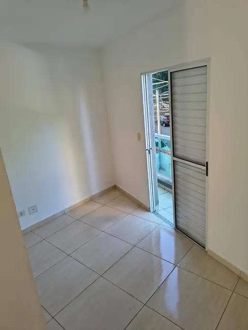 Foto 5 de Casa com 2 quartos para alugar, 180m2 em Chácara Seis de Outubro, São Paulo - SP