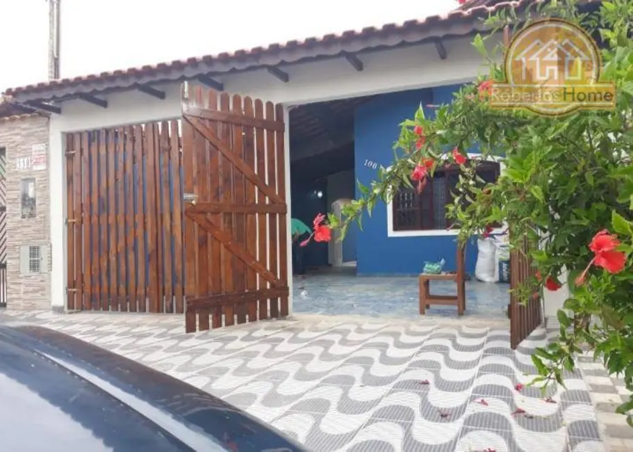 Foto 3 de Casa com 4 quartos à venda, 210m2 em Mongagua - SP