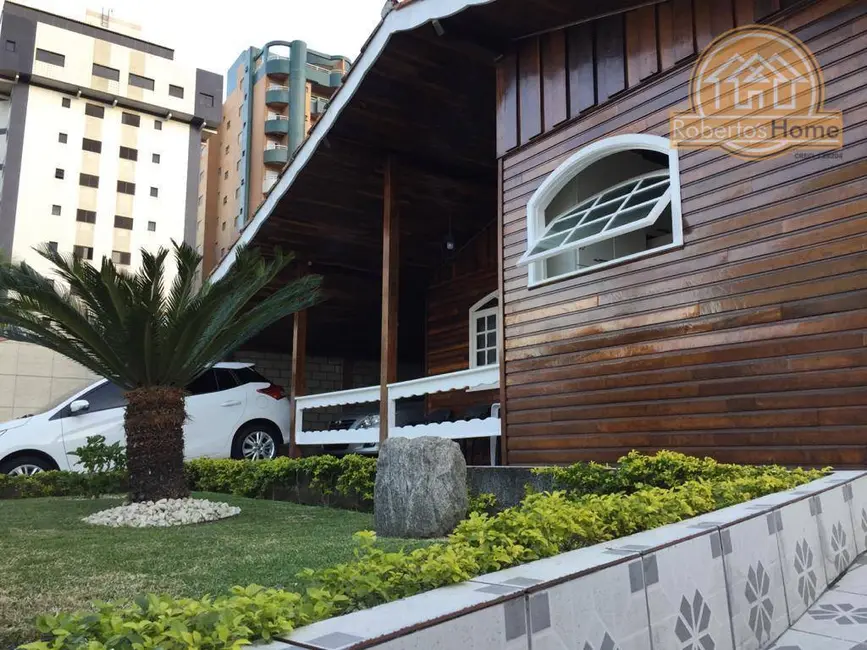 Foto 7 de Casa com 3 quartos à venda, 252m2 em Centro, Mongagua - SP