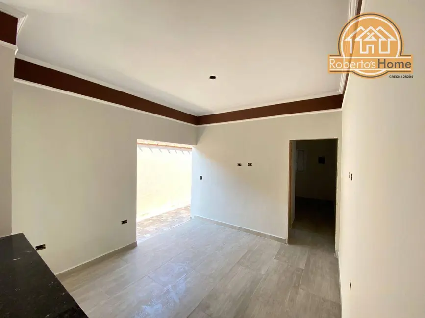 Foto 8 de Casa com 2 quartos à venda, 125m2 em Mongagua - SP