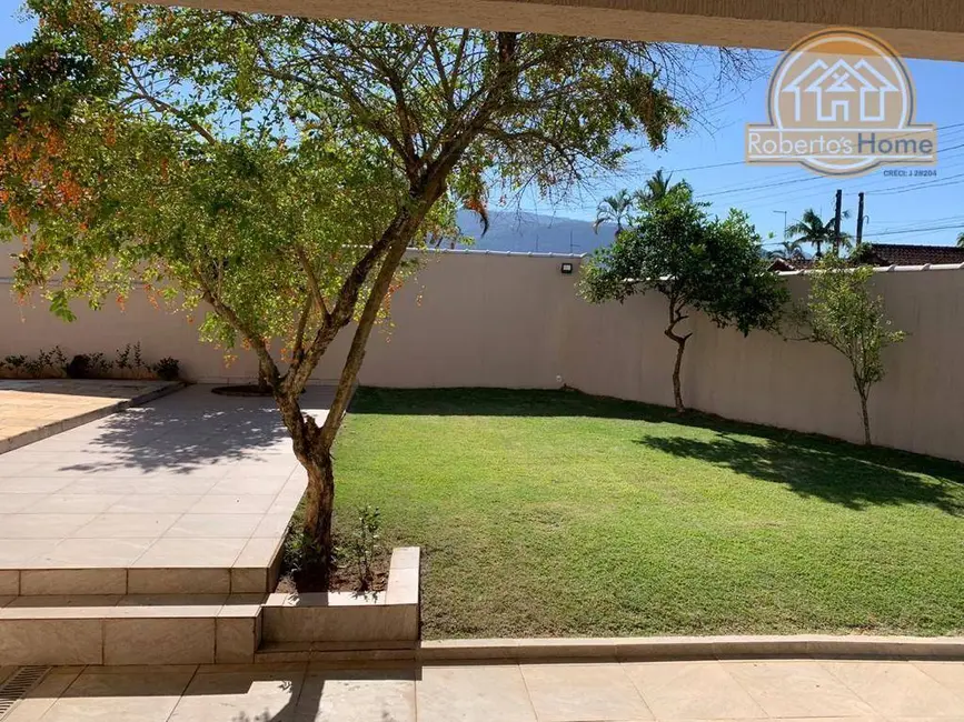 Foto 4 de Sobrado com 4 quartos à venda, 541m2 em Solemar, Praia Grande - SP