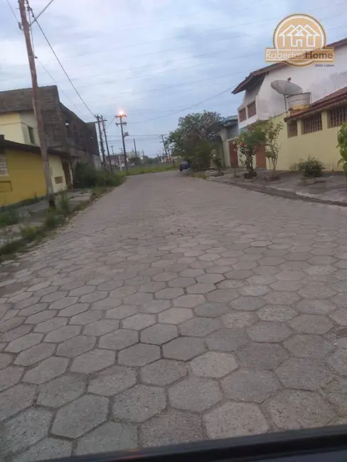 Foto 3 de Casa com 3 quartos à venda, 220m2 em Itanhaem - SP