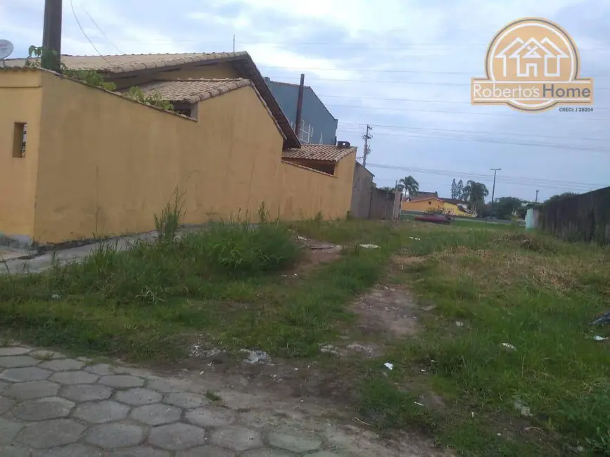 Foto 4 de Casa com 3 quartos à venda, 220m2 em Itanhaem - SP