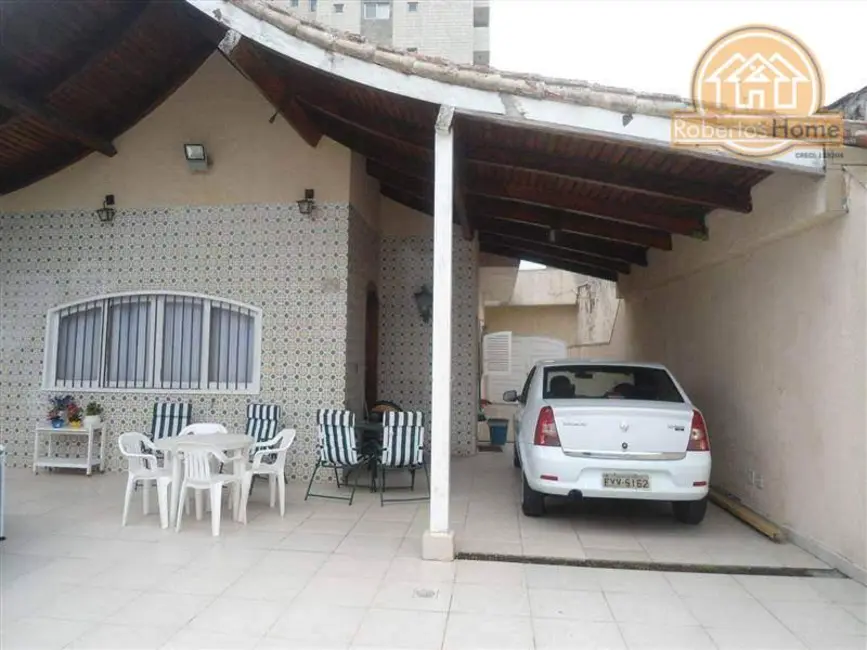 Foto 3 de Casa com 4 quartos à venda, 290m2 em Mongagua - SP