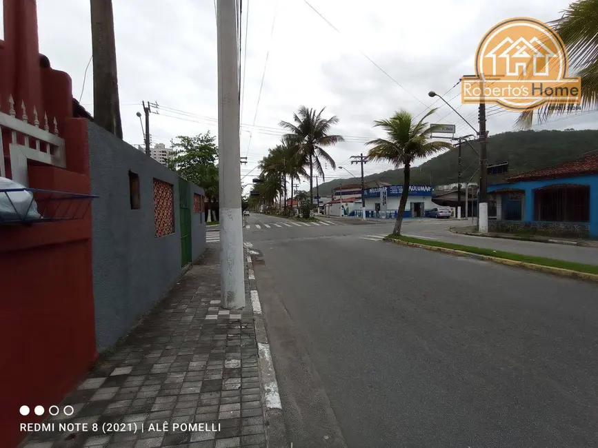 Casa com 3 quartos à venda, 284m2 em Centro, Mongagua - SP - imagem 3 Foto 3 de Casa com 3 quartos à venda, 284m2 em Centro, Mongagua - SP