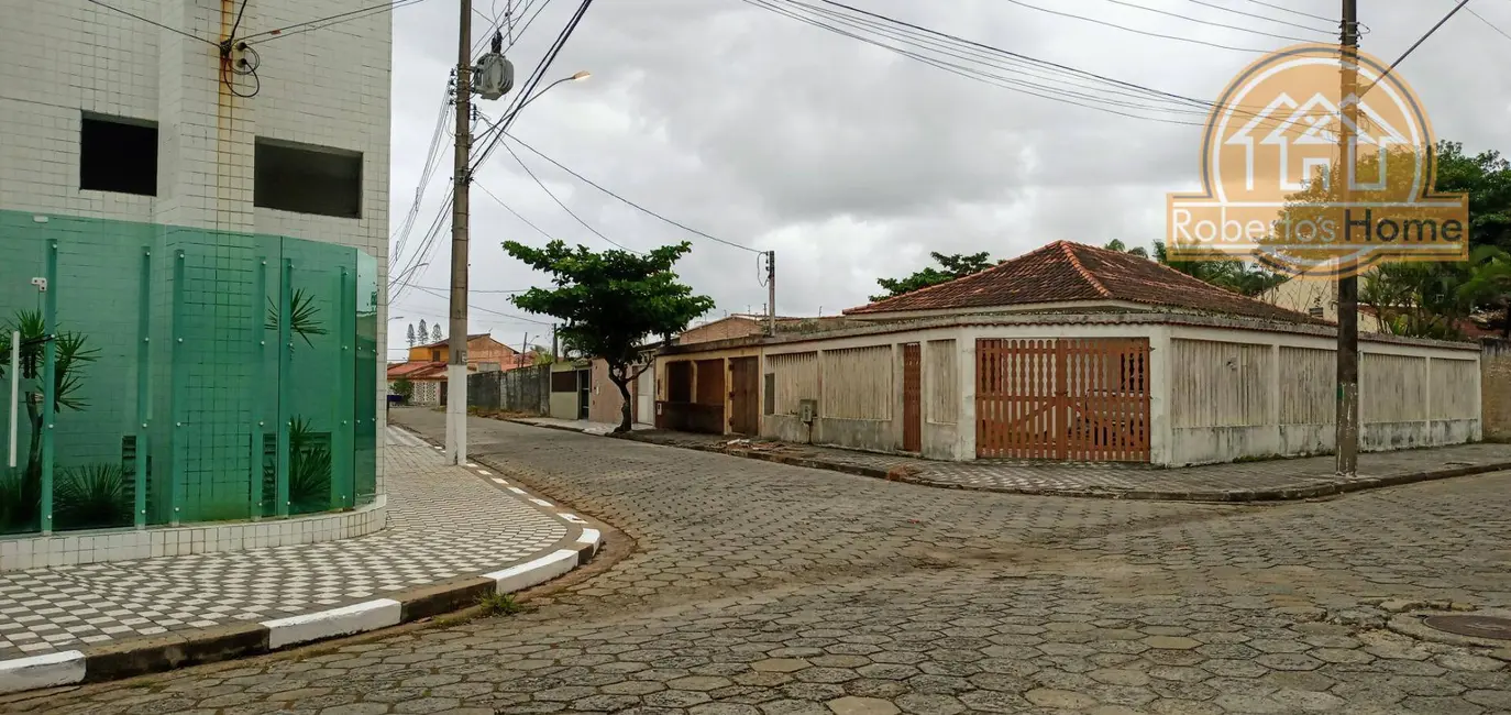 Foto 5 de Casa com 2 quartos à venda, 214m2 em Mongagua - SP