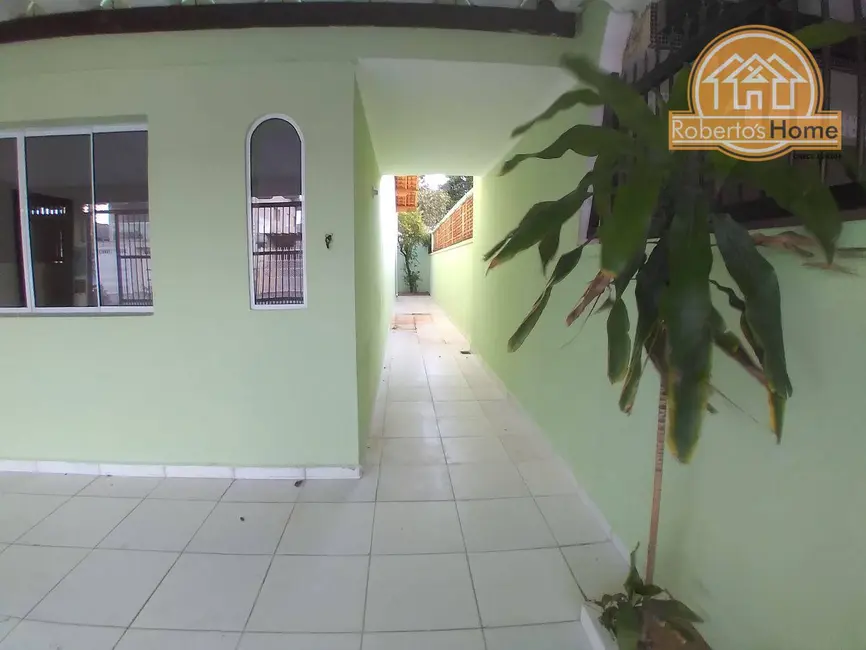 Foto 2 de Casa com 2 quartos à venda, 167m2 em Solemar, Praia Grande - SP