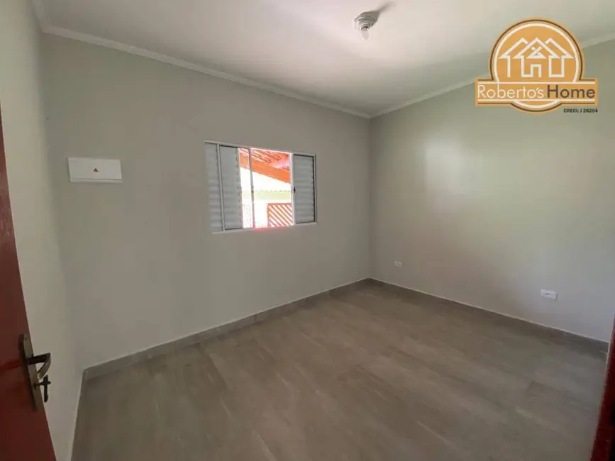 Foto 8 de Casa com 2 quartos à venda, 143m2 em Mongagua - SP