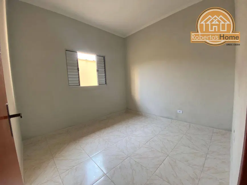 Foto 9 de Casa com 2 quartos à venda, 138m2 em Mongagua - SP