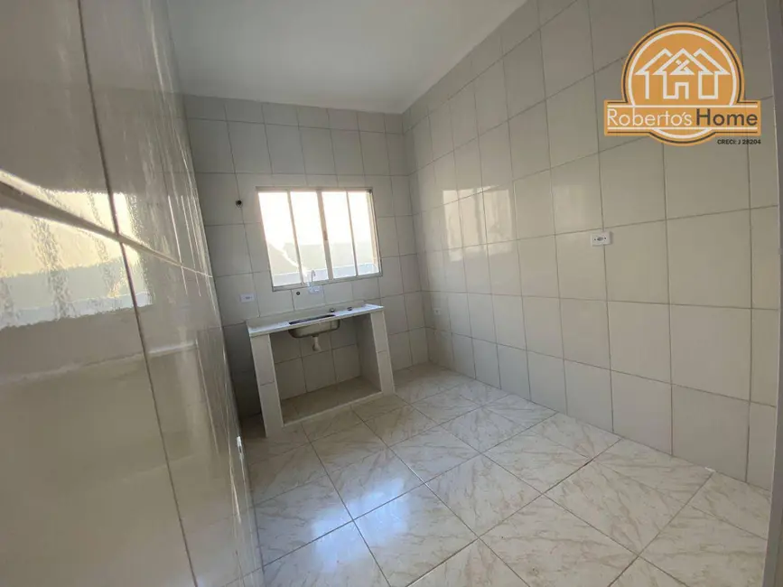 Foto 8 de Casa com 2 quartos à venda, 138m2 em Mongagua - SP